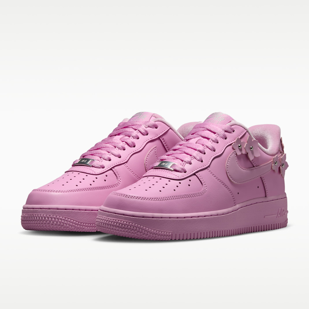 Nike Shoes Air Force 1 - Nike Women's AIR FORCE 1 '07
