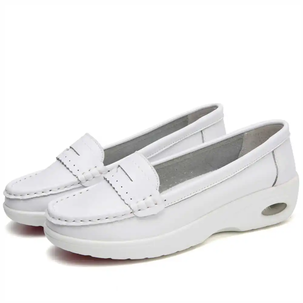 Thick Sole Slipon White Traine - đánh giá và giá Formal Men Daily Wear Slippers